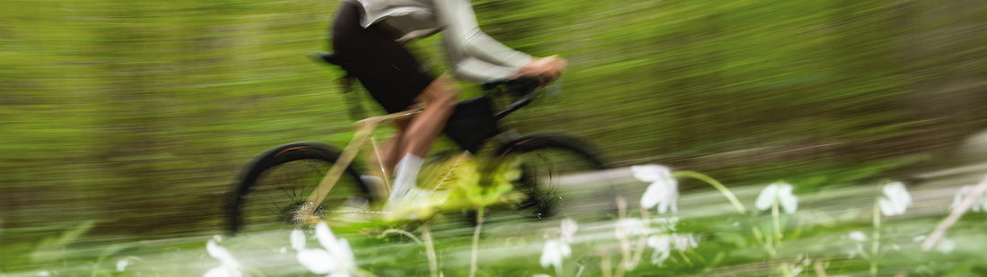 A rider enjoying Gravaa in the woods.