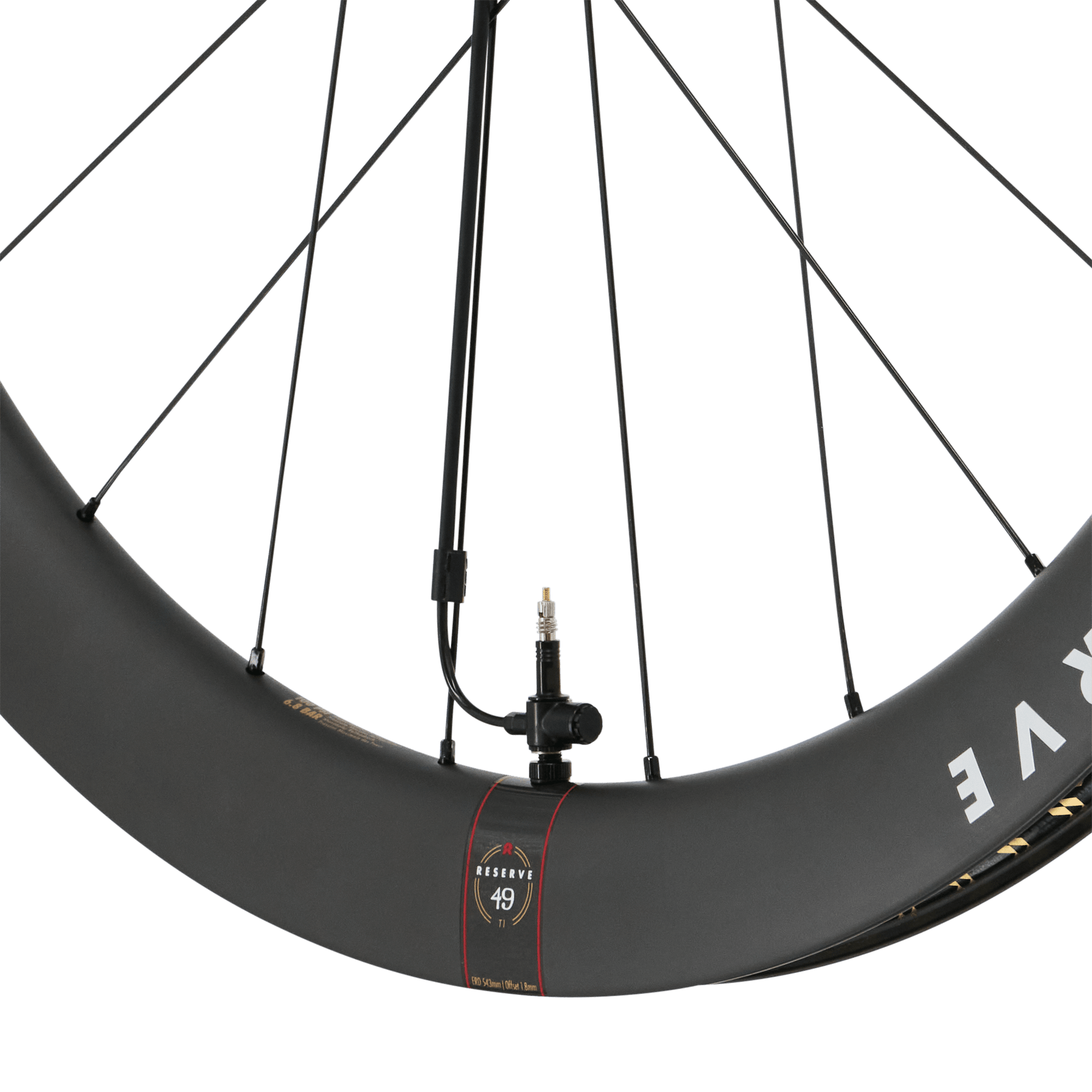 Engineered with Turbulent Aero technology, the 42|49 minimizes drag while maintaining responsiveness.
